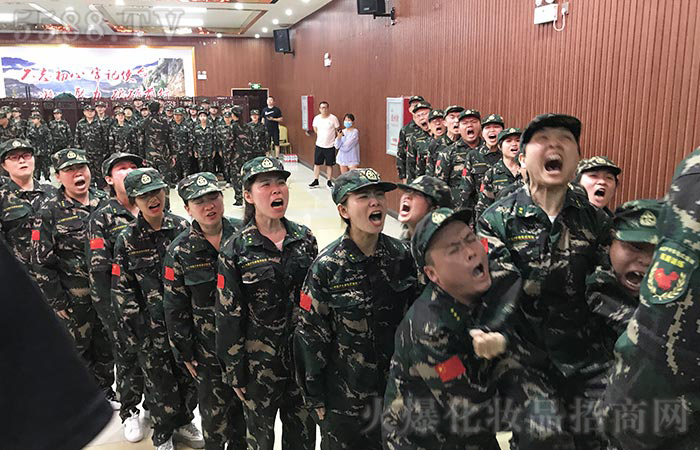 迎刃而上,永不言棄! 迎刃而上,永不言棄!